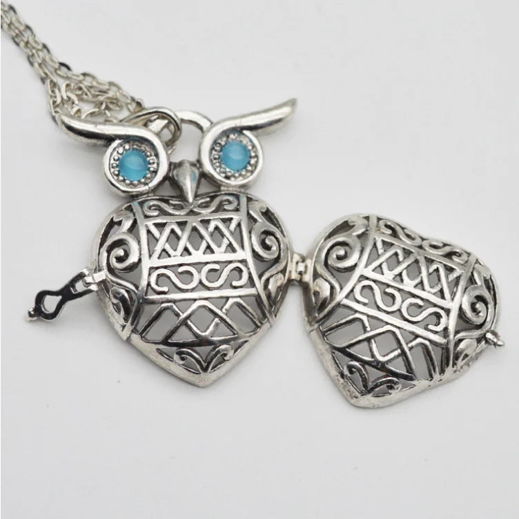Essential Oil Diffuser Owl Pendant with Openable Design