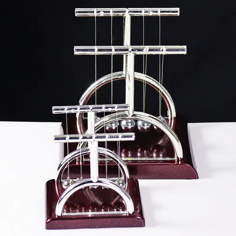 Newton's Cradle Desk Toy - Physics Energy Conservation