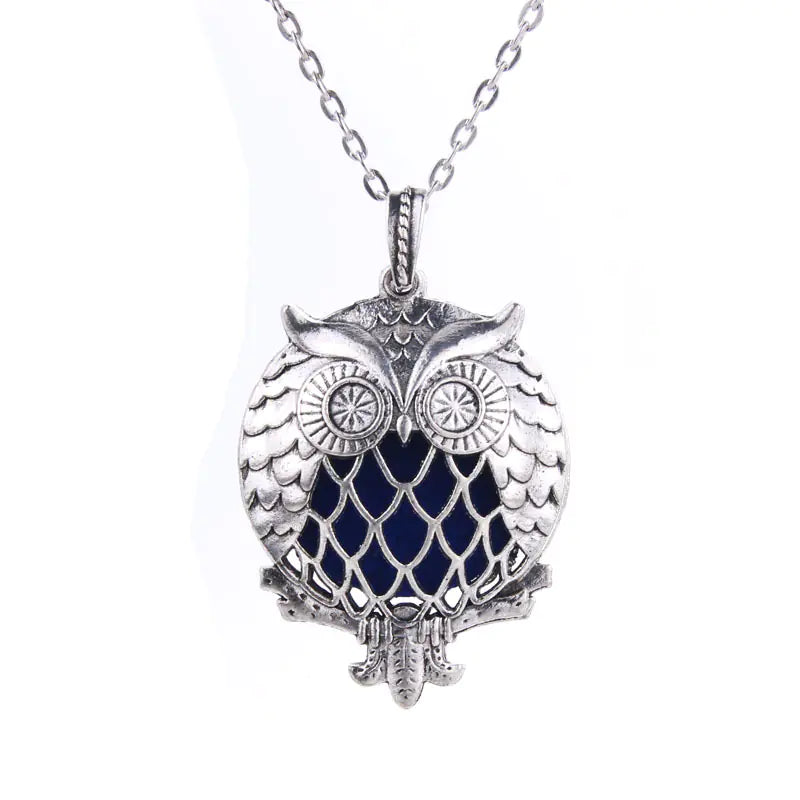 Hollow Tree of Life Alloy Pendant Diffuser Necklace