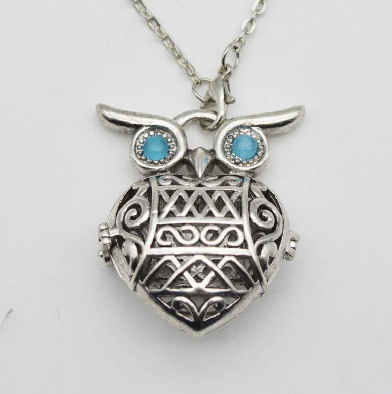 Essential Oil Diffuser Owl Pendant with Openable Design