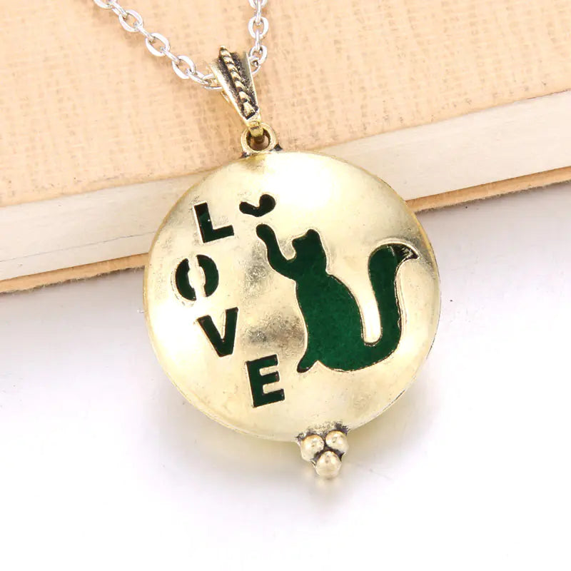 Hollow Tree of Life Alloy Pendant Diffuser Necklace