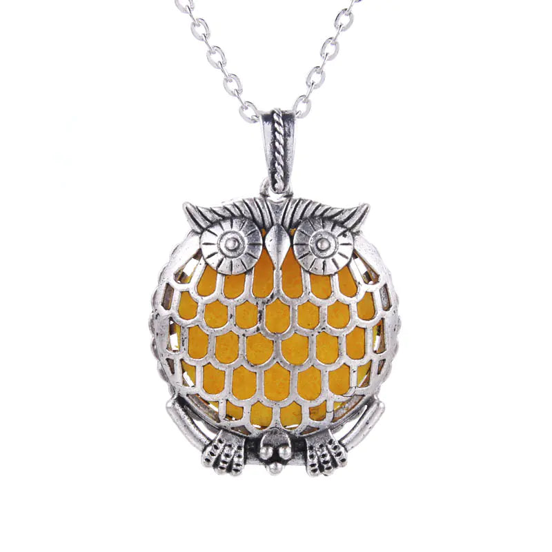 Hollow Tree of Life Alloy Pendant Diffuser Necklace