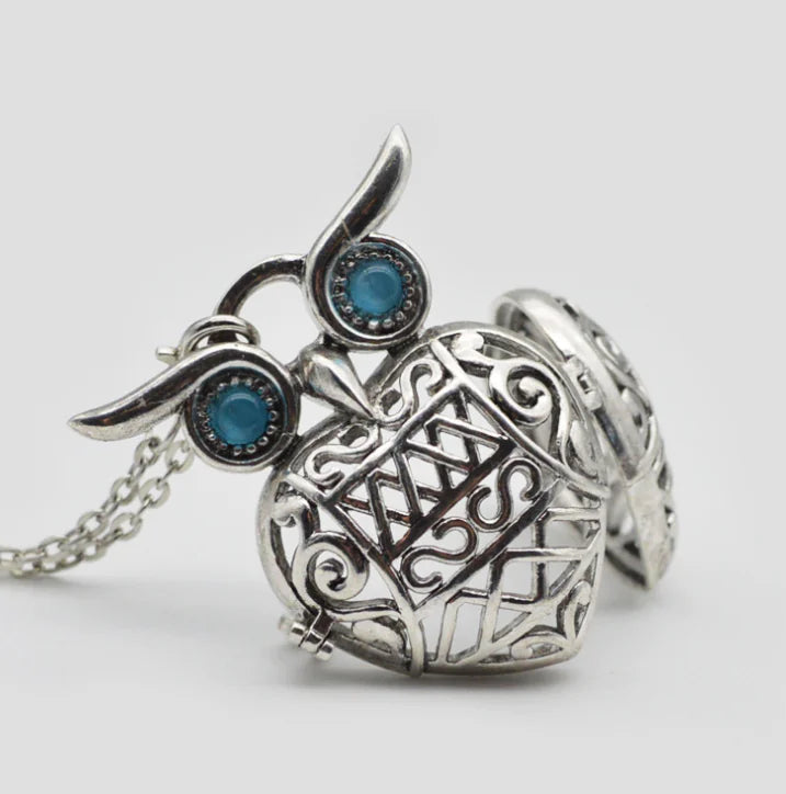 Essential Oil Diffuser Owl Pendant with Openable Design